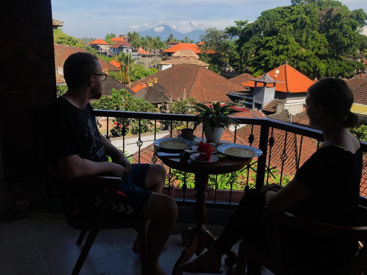 Kampung Sari Homestay Убуд Екстер'єр фото