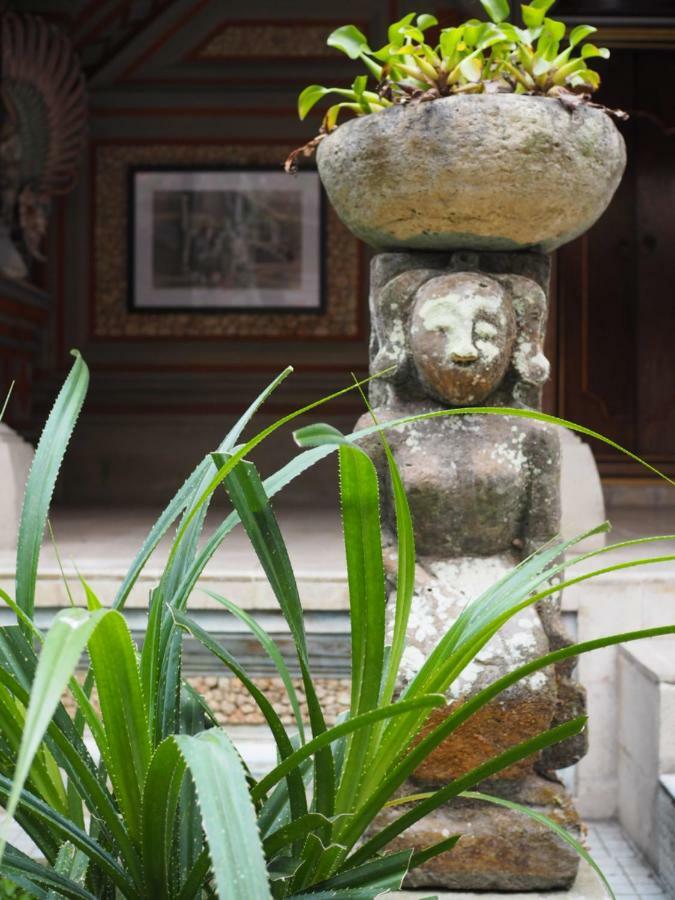 Kampung Sari Homestay Убуд Екстер'єр фото