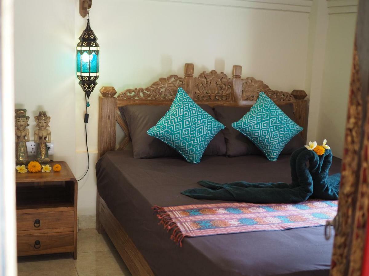 Kampung Sari Homestay Убуд Екстер'єр фото