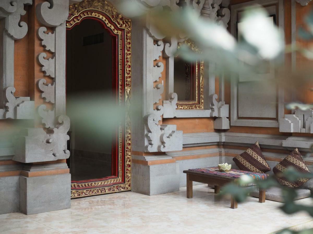 Kampung Sari Homestay Убуд Екстер'єр фото