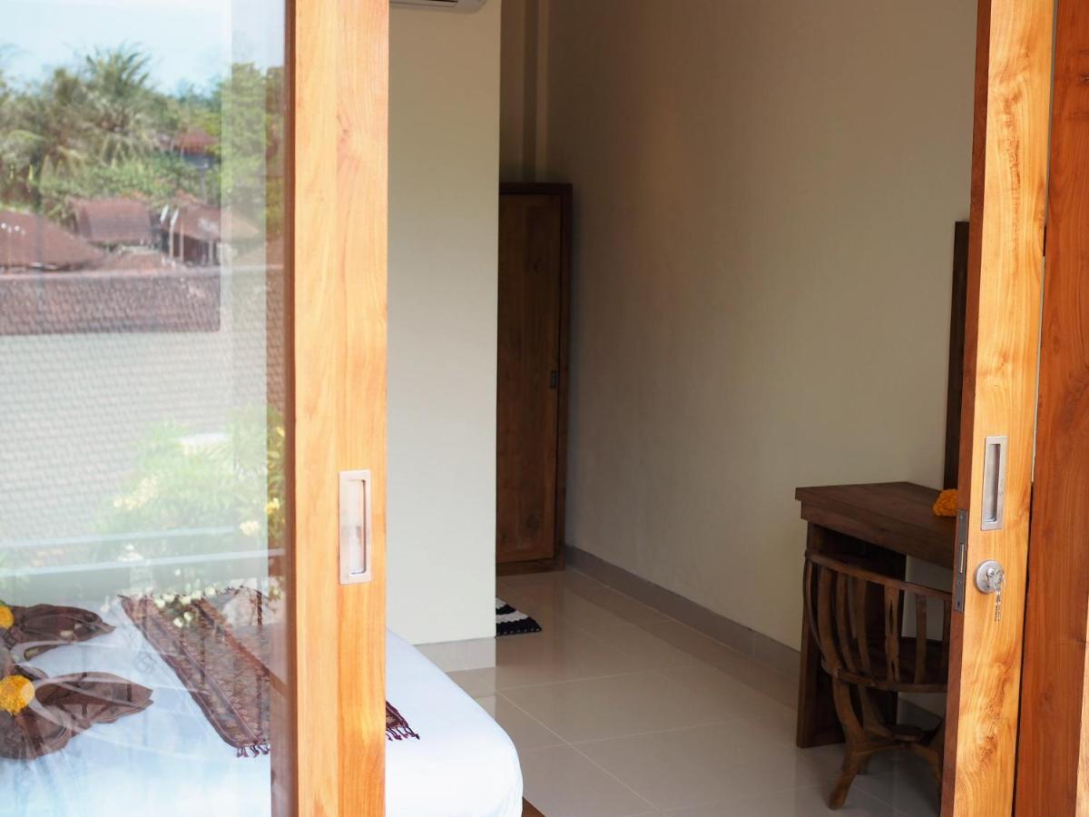 Kampung Sari Homestay Убуд Екстер'єр фото