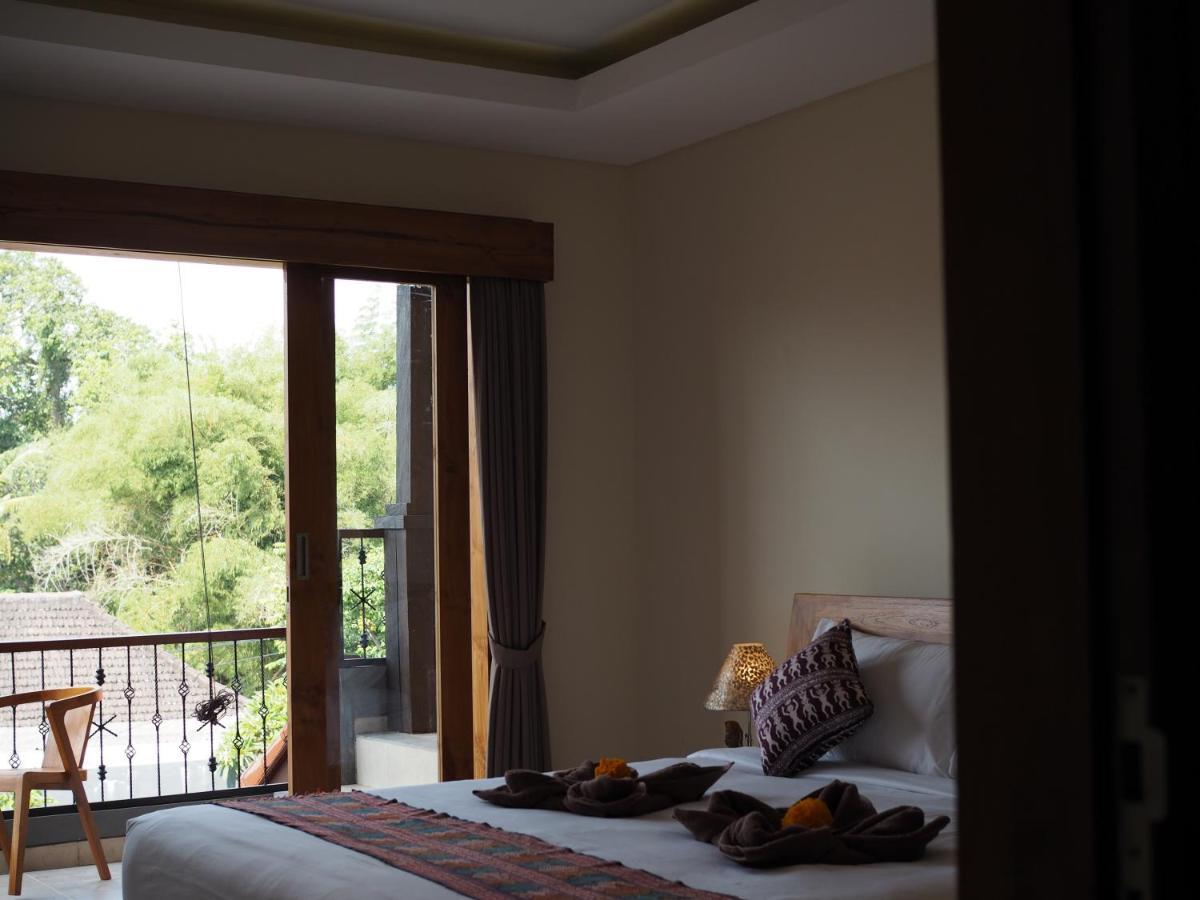 Kampung Sari Homestay Убуд Екстер'єр фото